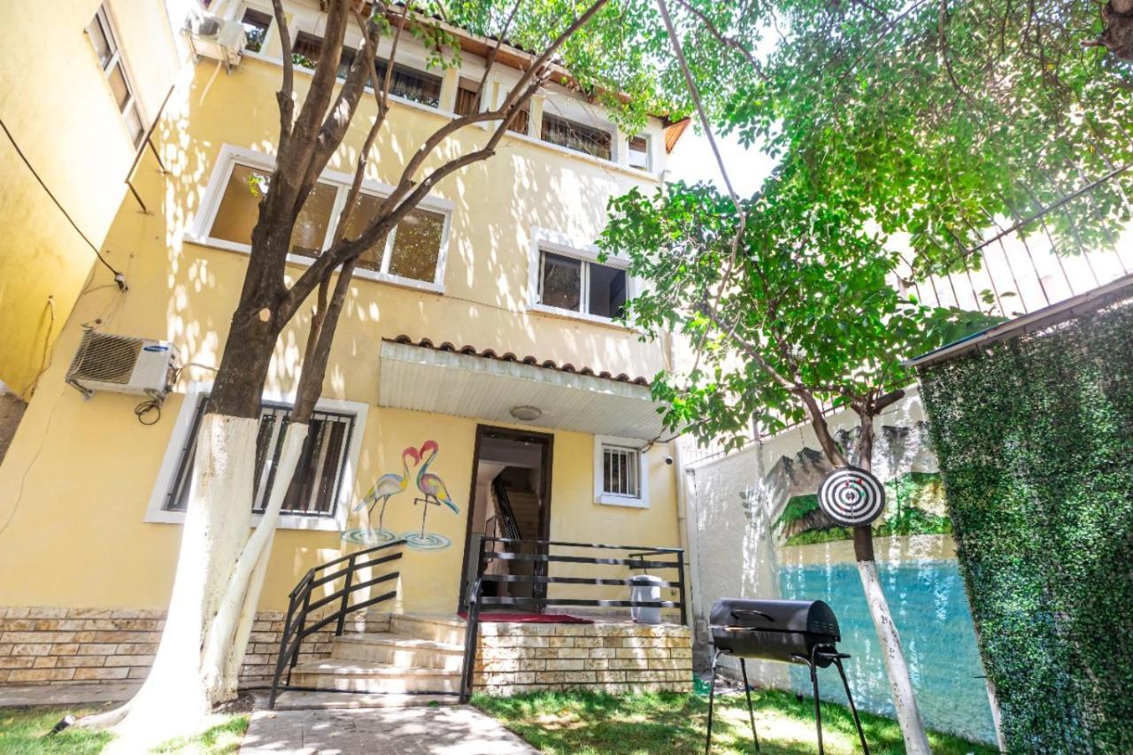 Relax Hostel Tirana Exterior photo